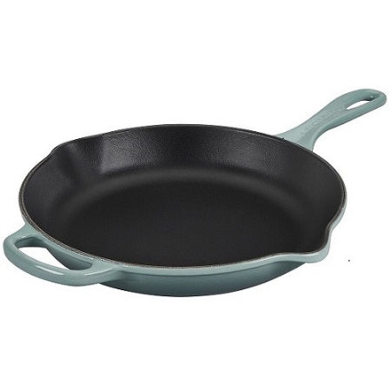 Le Creuset Signature Skillet 10.25″ – Sea Salt