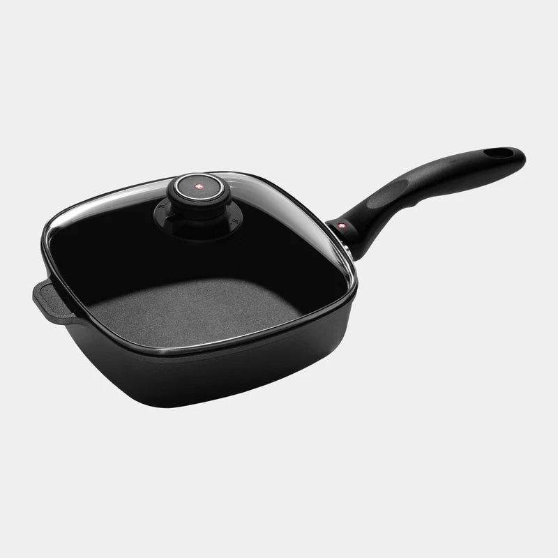 Swiss Diamond – XD Nonstick Square Saute Pan with Glass Lid – INDUCTION