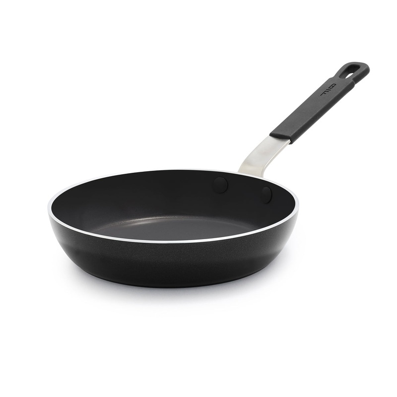 Bobby Flay by GreenPan Professional Ceramic Nonstick 8″ Frypan | Black