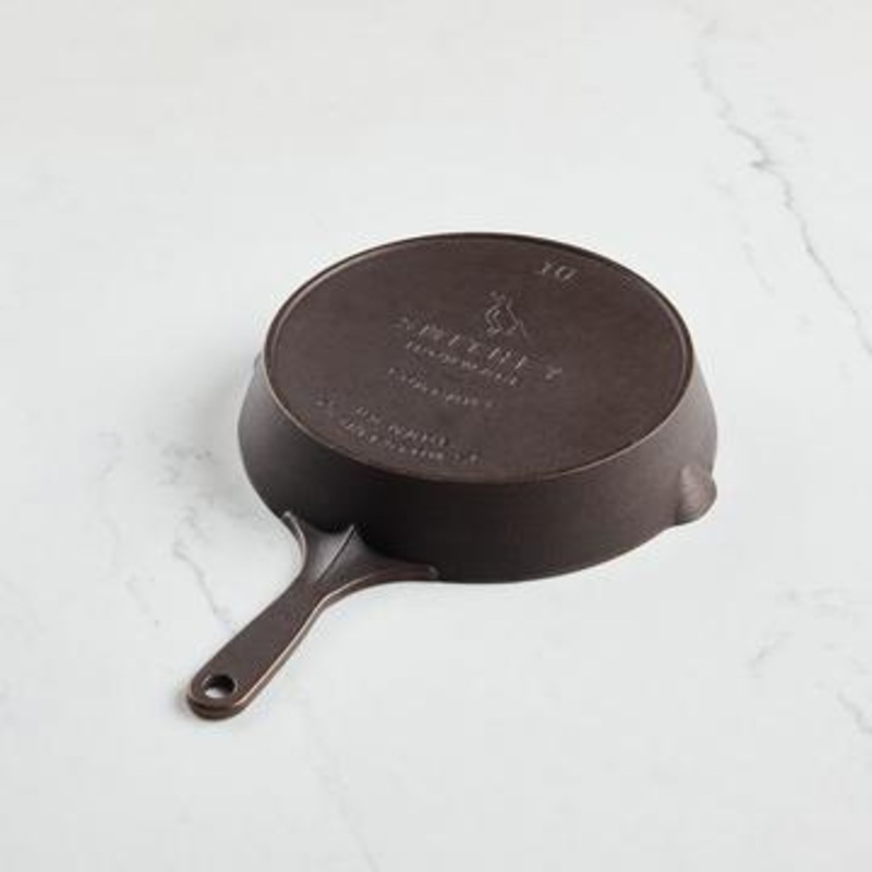 Smithey – 10 CAST IRON SKILLET