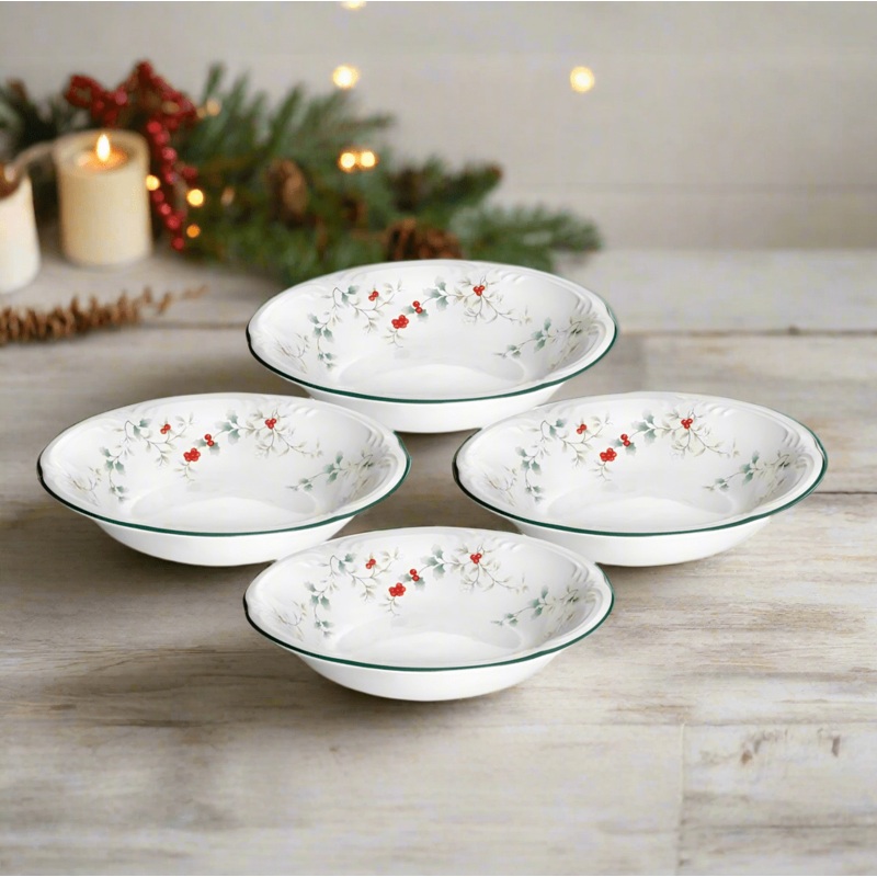Winterberry Set of 4 Individual Pasta Bowls