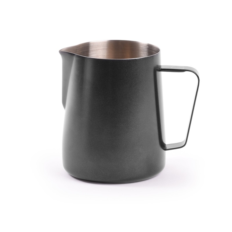 Brewista Smart Pour Precision Frothing Pitcher – 20oz Black