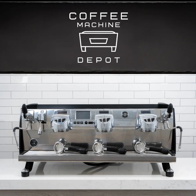 Victoria Arduino – Black Eagle T3 – 3 Group Commercial Espresso Machine