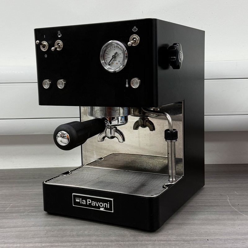 SHOWROOM MODEL LA PAVONI CASABAR BLACK (NEW MODEL)