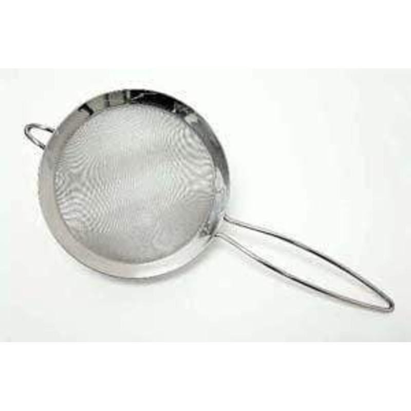 Curved Handle 7in Strainer