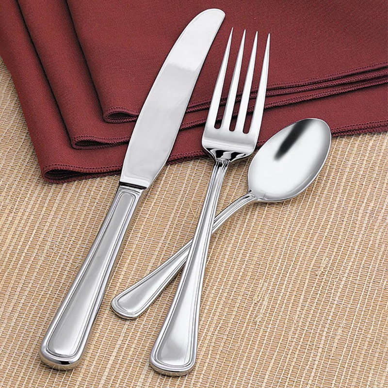 World Tableware Brandware 139 016 Classic Rim 5 5/8″ 18/0 Stainless Steel Medium Weight Bouillon Spoon – 12/Pack