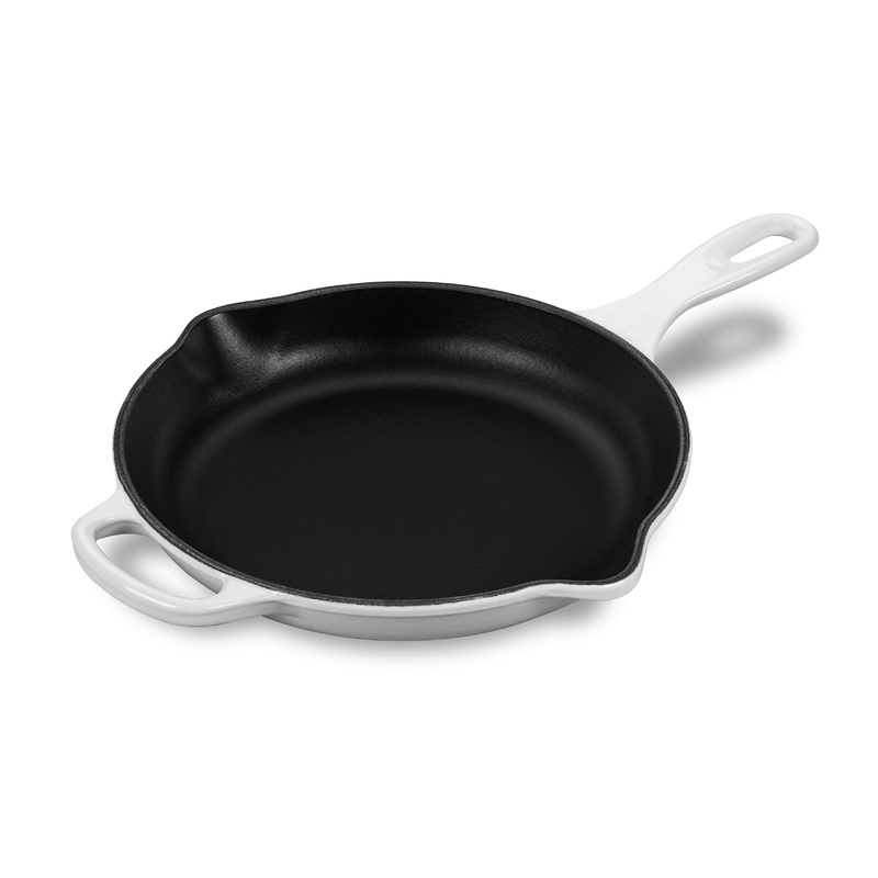 Le Creuset Signature Cast Iron 9″ White Skillet