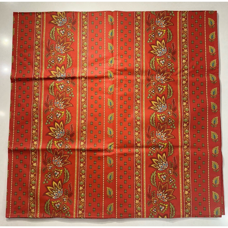 Le Cluny- Provence Lisa Red Tablecloth (60″x 96″)