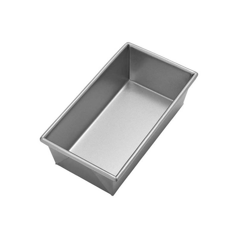Loaf Pan, 1 lb by Chicago Metallic