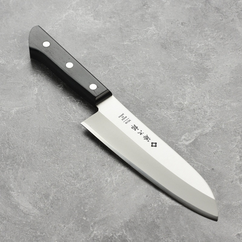 Tojiro Basic 6.7″ Santoku Knife