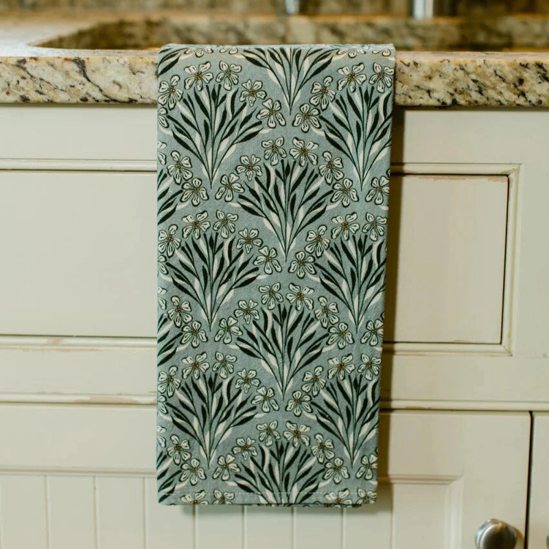 New Wing Studio- Cyndi’s Centerpiece Tea Towel