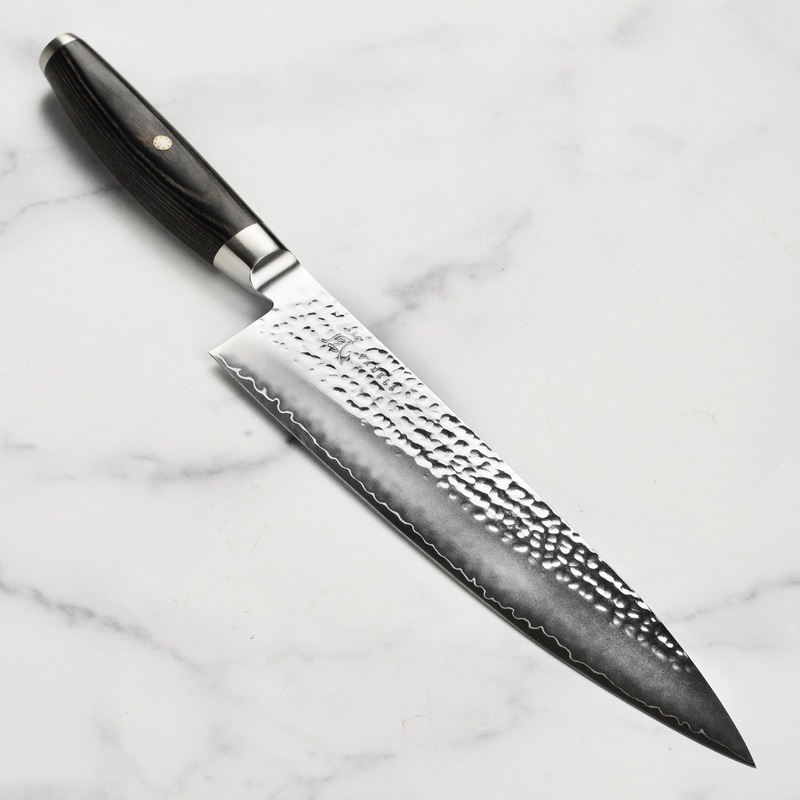 Yaxell Ketu SG2 9.5″ Chef’s Knife