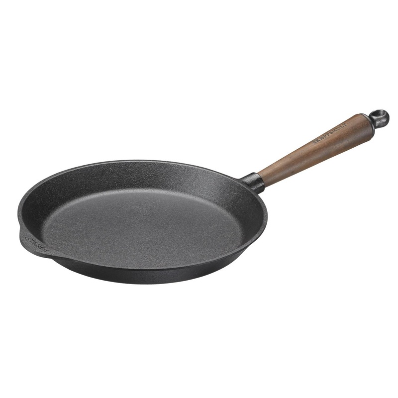 10 inch Cast Iron Skillet with Walnut Handle by Skeppshult