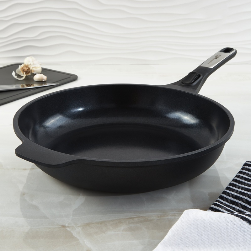 BergHOFF Leo Phantom Nonstick Ceramic 11″ Fry Pan, Recycled