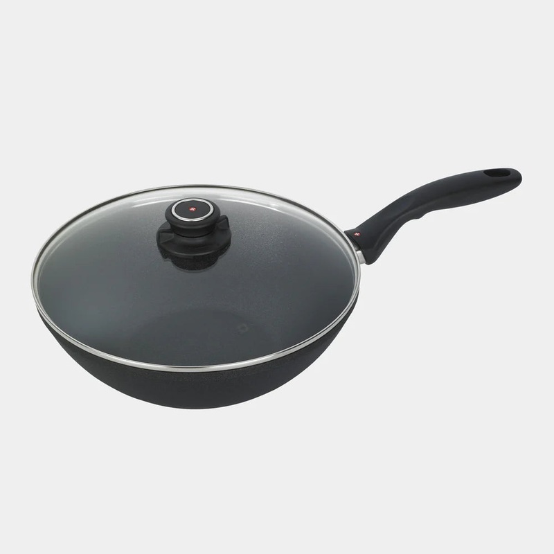 Swiss Diamond – XD Nonstick Wok With Glass Lid