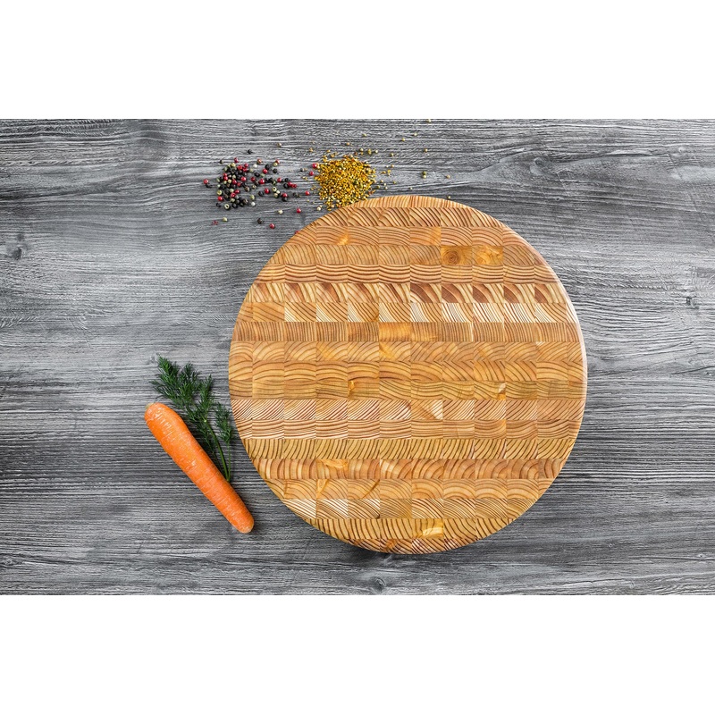 Larch Wood Canada Round Premium Cutting Board