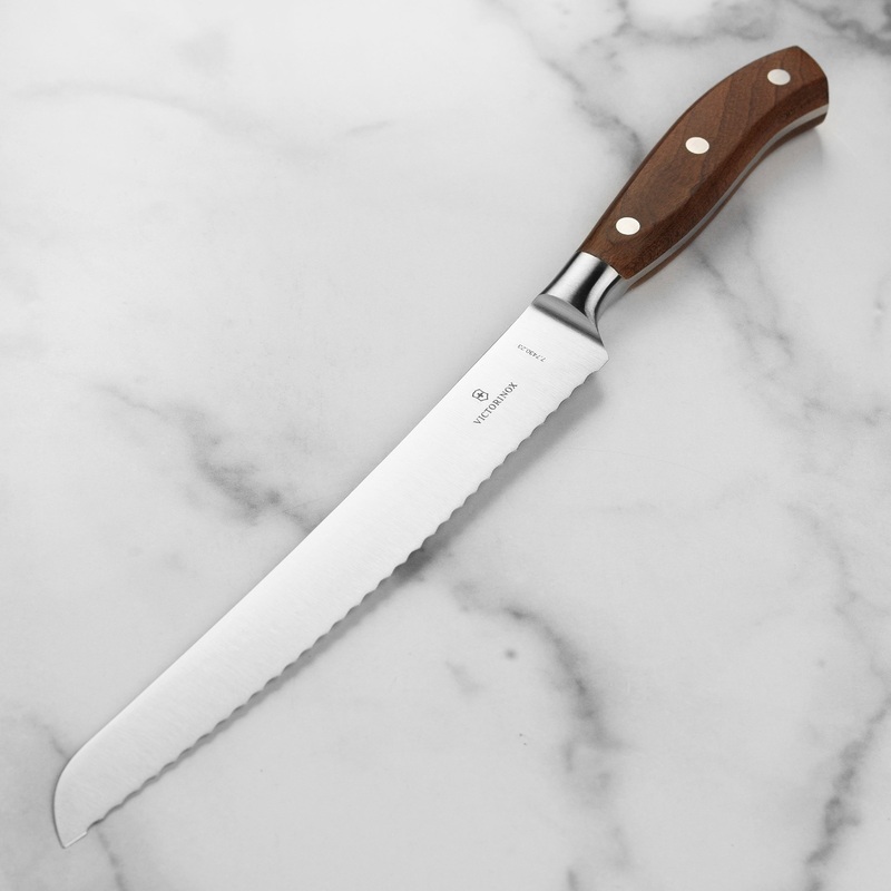 Victorinox Grand Maitre Wood 9″ Bread Knife