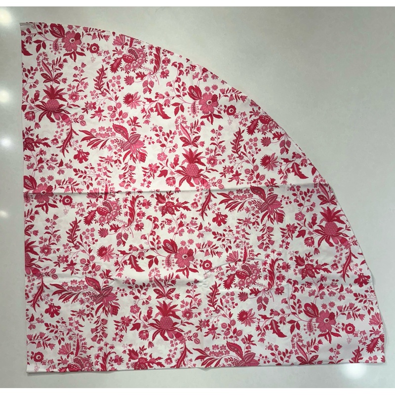 Le Cluny- Provence Verseilles White & Red Tablecloth (70″ Round)