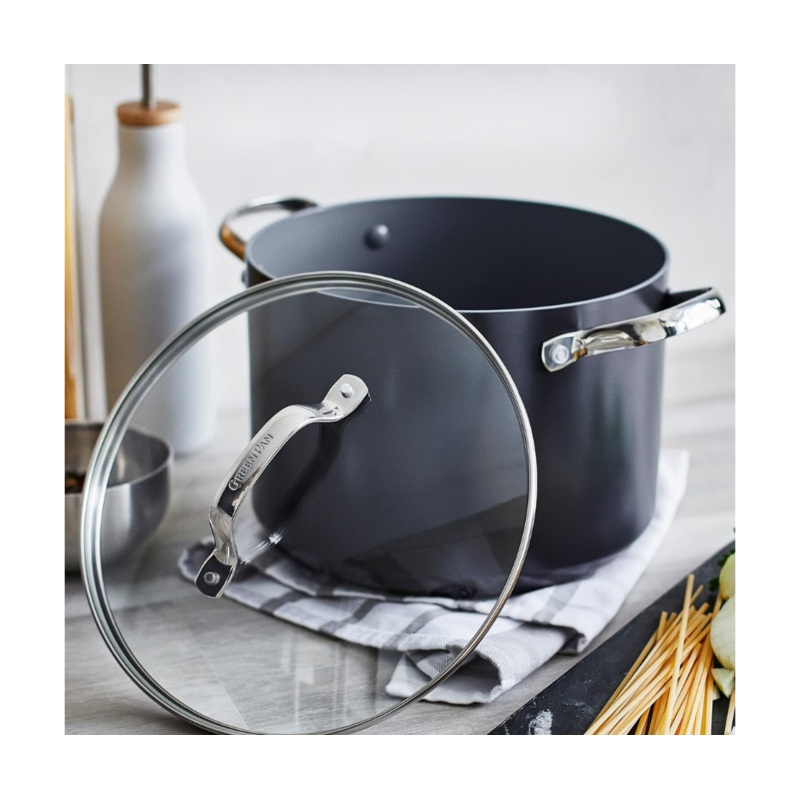 Valencia Pro 8 Quart Stock Pot & Lid by GreenPan