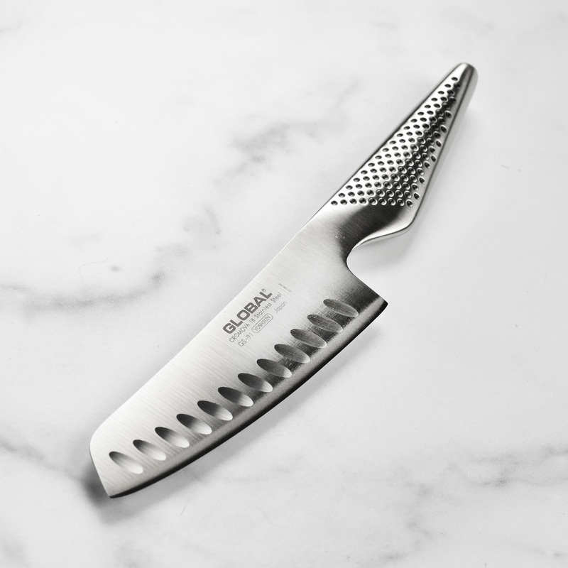 Global 5.5″ Hollow Edge Nakiri Knife