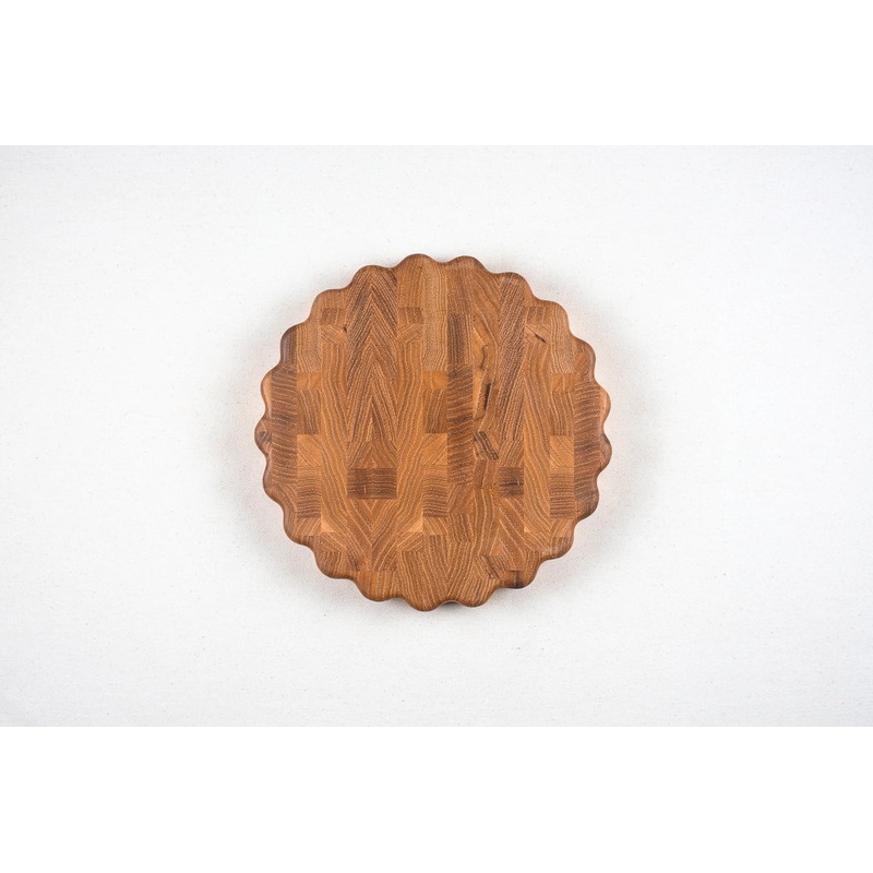 Mari Wavy Edge Butcher Block 10″