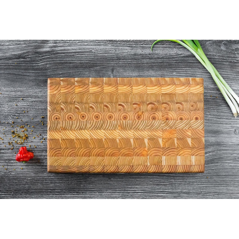 Larch Wood Medium One Hander Board 13.75×8.75
