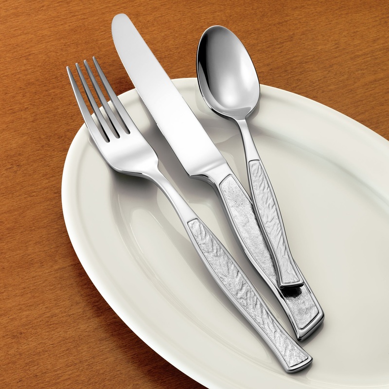 World Tableware 826 001 Treasure 6 1/2″ 18/8 Stainless Steel Extra Heavy Weight Teaspoon – 12/Pack