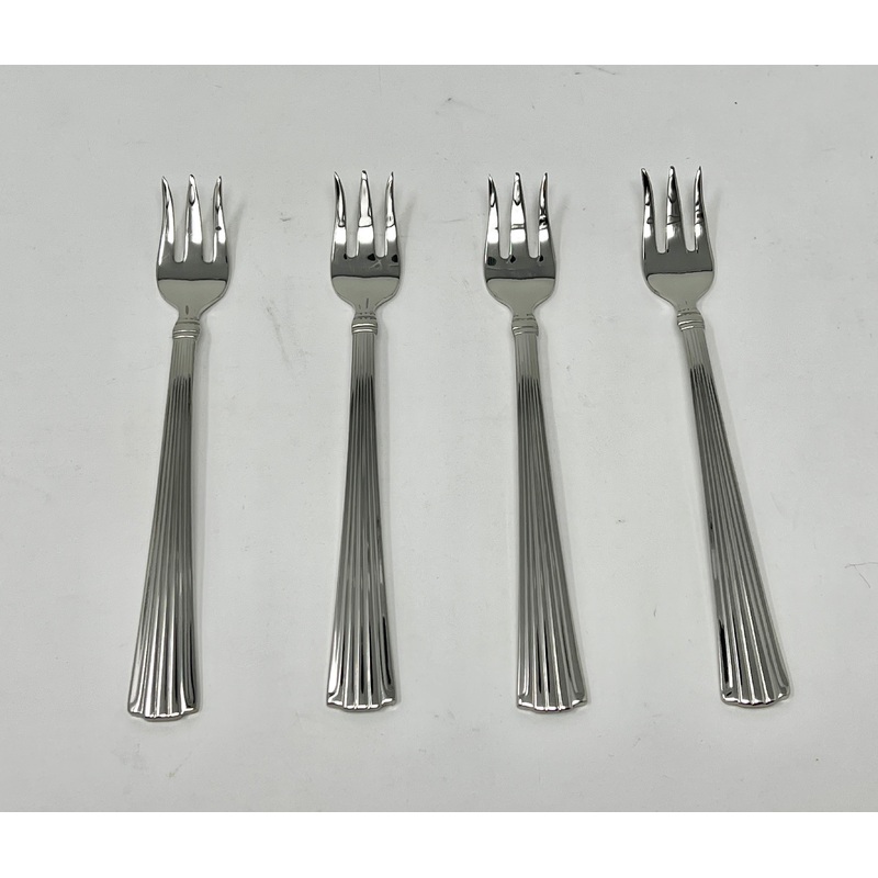 Reed & Barton Highbridge Set of 4 Seafood Forks 18/10 Stainless 5 5/8″