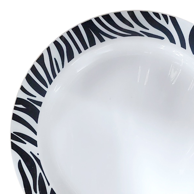 White with Black Zebra Design Round Disposable Plastic Appetizer/Salad Plates (7.5″)
