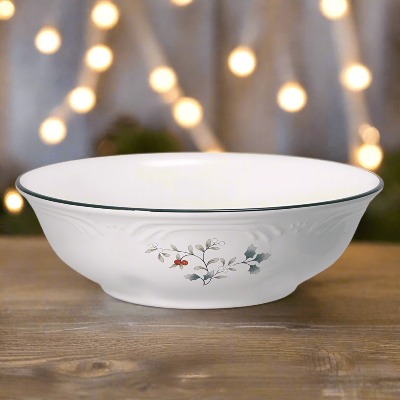 Winterberry Vegetable Serve Bowl